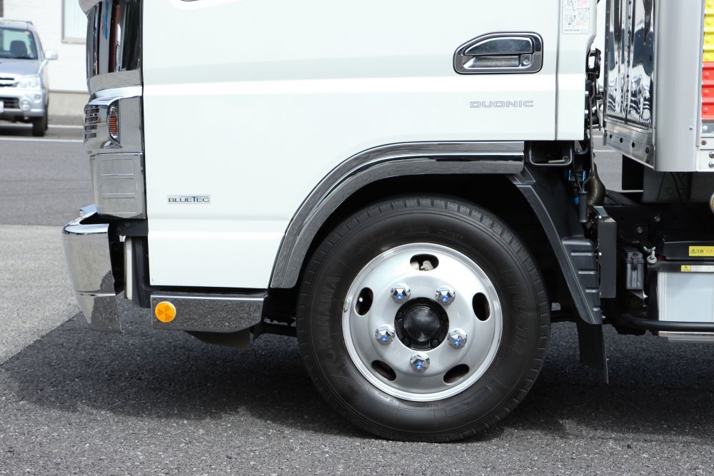 フロントフェンダー キャンター LH H14.7-